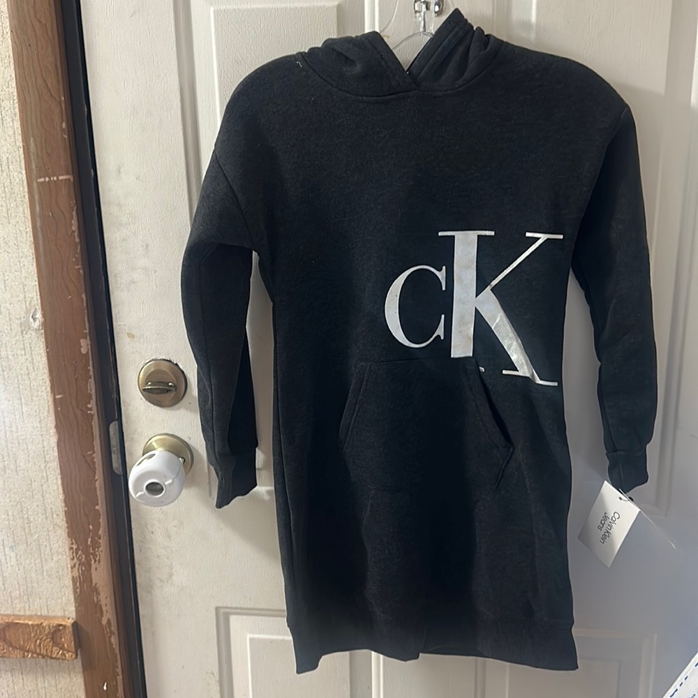 CALVIN KLEIN JEANS SWEATSHIRT DRESS: GRAY: NEW WITH TAGS: SIZE M (8/10)